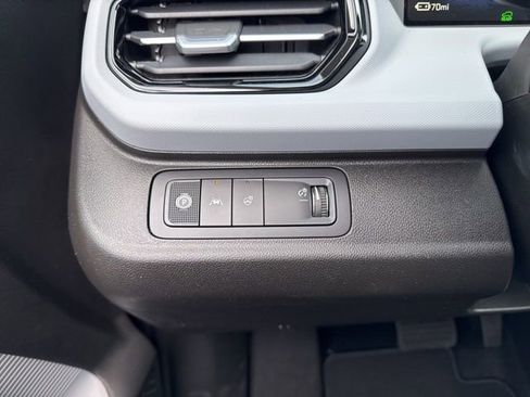 New 2027 Chevrolet Bolt LT w/ Comfort Package image 21