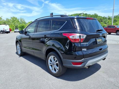 Used 2018 Ford Escape SE AWD/4WD image 3