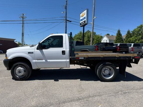 Used 2003 Ford F450 2WD Regular Cab Super Duty image 3