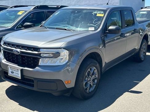 Used 2024 Ford Maverick XLT FWD image 2