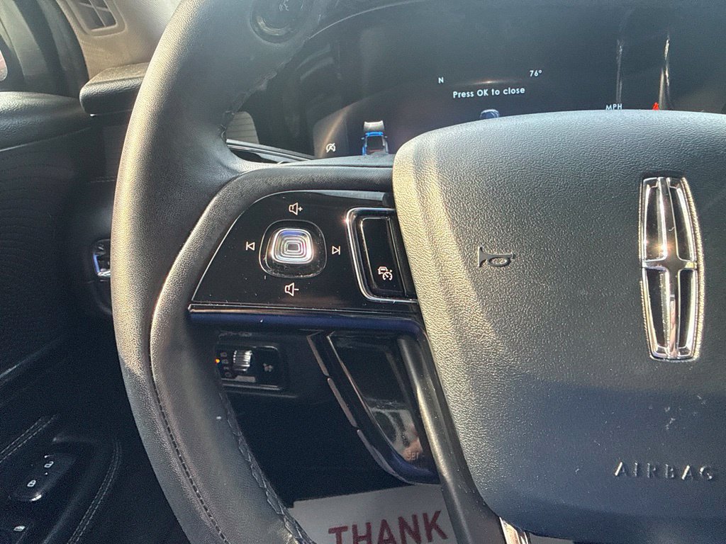 Used 2025 Lincoln Corsair AWD w/ Equipment Group 101A image 16