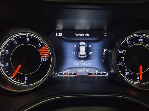 Used 2020 Jeep Cherokee Limited image 23