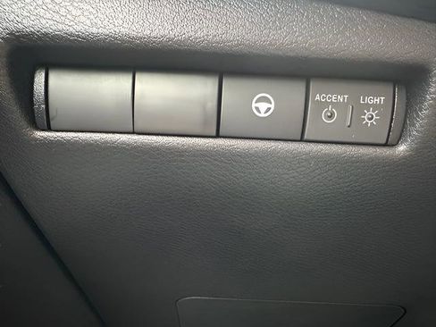 New 2026 Nissan Kicks SR w/ Illumination Package AWD/4WD image 24