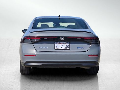 Used 2024 Honda Accord Sport image 5