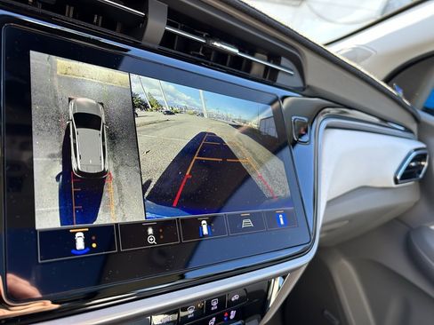 Used 2022 Chevrolet Bolt EUV Premier w/ Launch Edition image 23