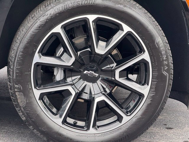 Used 2026 Chevrolet Tahoe RST w/ Comfort Package AWD/4WD image 10