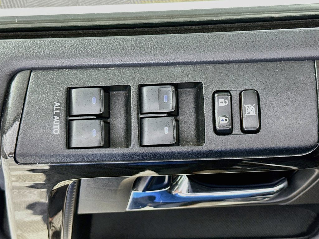 Used 2021 Toyota 4Runner TRD Off-Road AWD/4WD image 20