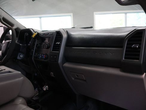 Used 2017 Ford F350 XL AWD/4WD image 19