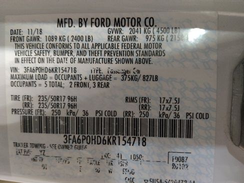 Used 2019 Ford Fusion SE FWD image 33