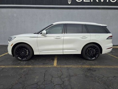 Used 2021 Lincoln Aviator Reserve w/ Equipment Group 208A image 9