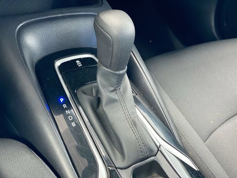 Used 2022 Toyota Corolla LE FWD image 24