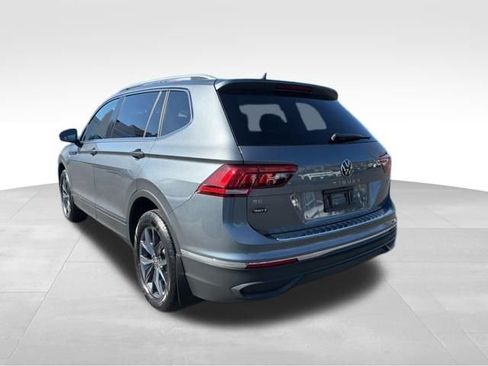 Certified 2024 Volkswagen Tiguan SE image 6