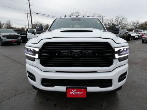 Used 2024 RAM 3500 Laramie w/ Night Edition image 10