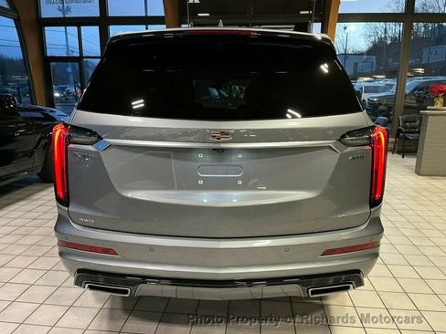 Used 2024 Cadillac XT6 Sport image 8