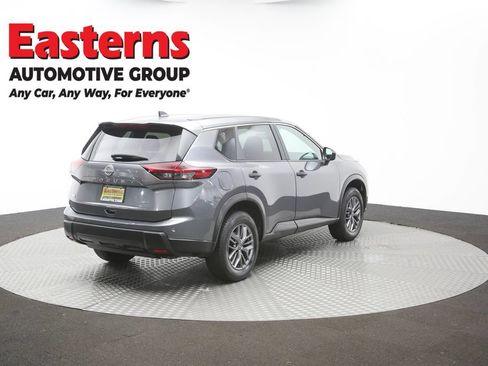 Used 2024 Nissan Rogue S AWD/4WD image 36