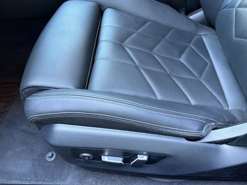 Used 2024 BMW 530i image 14