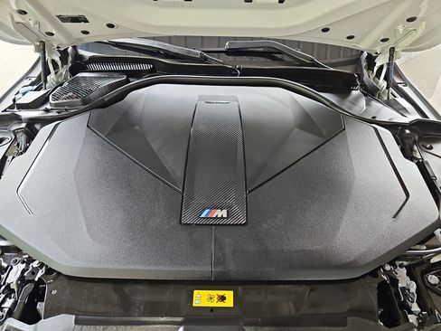 Certified 2025 BMW i5 M60 AWD/4WD image 33