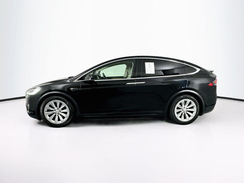 Used 2018 Tesla Model X 75D AWD/4WD image 4