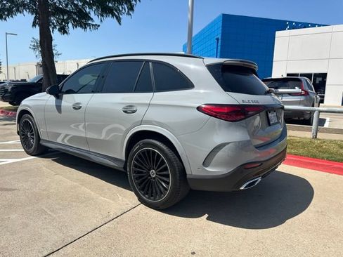 Used 2026 Mercedes-Benz GLC 300 image 3