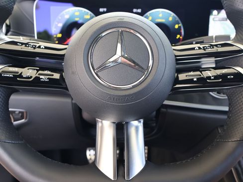 Used 2021 Mercedes-Benz E 450 4MATIC Coupe image 19