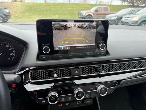 Used 2023 Honda Civic EX image 10