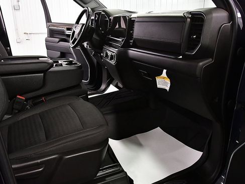 Used 2022 Chevrolet Silverado 1500 LT image 25