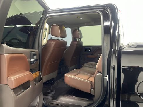 Used 2016 Chevrolet Silverado 2500 High Country w/ Duramax Plus Package AWD/4WD image 14