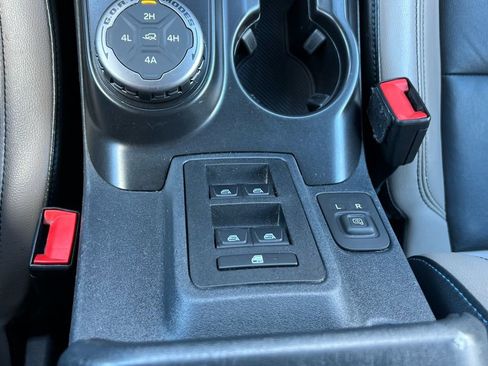 Used 2021 Ford Bronco Wildtrak AWD/4WD image 33