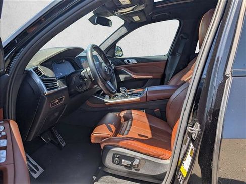 Used 2019 BMW X7 xDrive50i w/ M Sport Package AWD/4WD image 18
