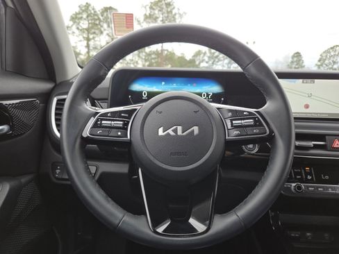 Used 2024 Kia Seltos S image 29