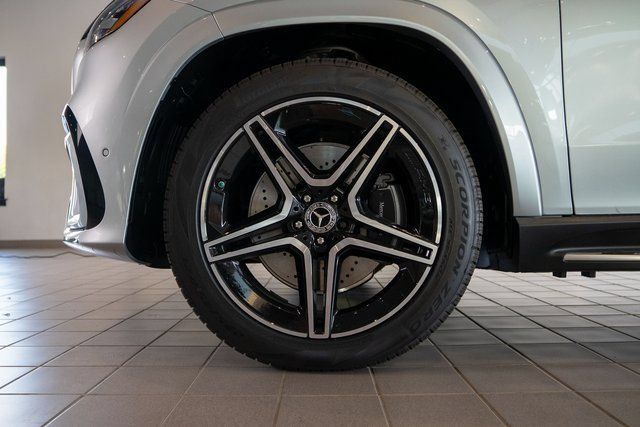 Certified 2026 Mercedes-Benz GLS 450 4MATIC image 7