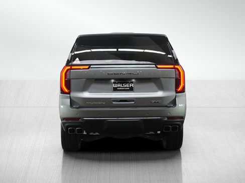Used 2025 GMC Yukon XL Denali Ultimate w/ LPO, Floor Liner Package image 4