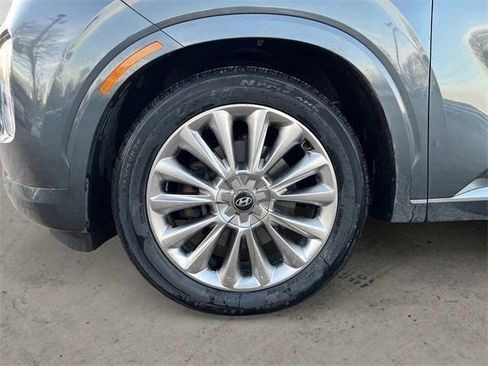 Used 2020 Hyundai Palisade Limited image 15