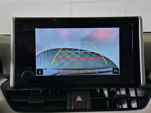 Used 2023 Toyota RAV4 XLE w/ Convenience Package image 25