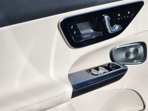 New 2026 Mercedes-Benz GLC 300 4MATIC image 10