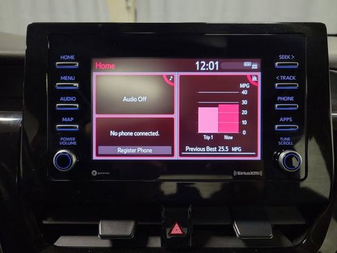 Used 2024 Toyota Camry SE image 19