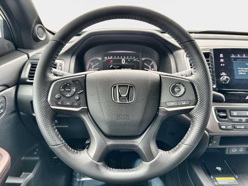 Used 2025 Honda Passport EX-L image 22