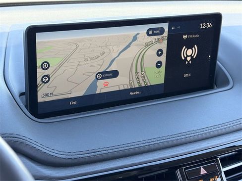 Used 2024 Acura MDX SH-AWD w/ Advance Package image 14