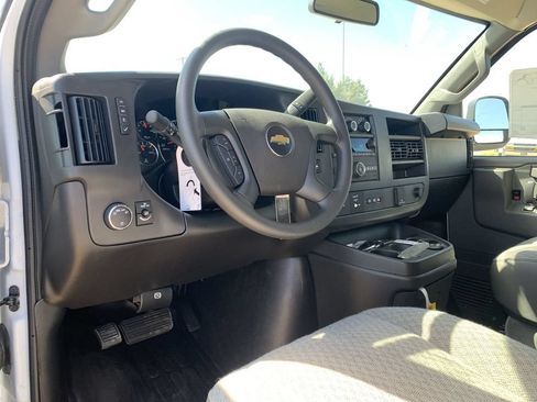 New 2026 Chevrolet Express 2500 w/ Driver Convenience Package RWD image 7
