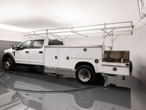 Used 2019 Ford F450 XL w/ Power Equipment Group image 7
