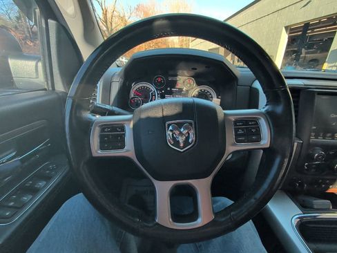 Certified 2017 RAM 1500 Laramie w/ Convenience Group image 19