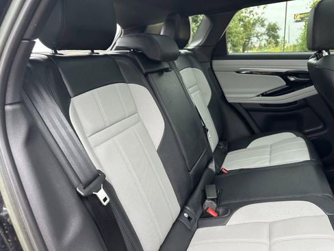 Used 2023 Land Rover Range Rover Evoque R-Dynamic S image 36