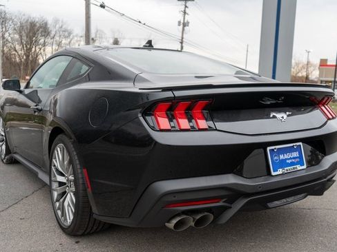 New 2026 Ford Mustang Premium image 7