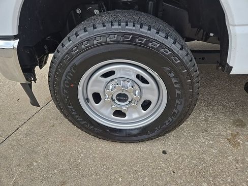 Used 2024 Ford F350 XL w/ FX4 Off-Road Package AWD/4WD image 35