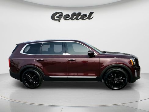 Used 2021 Kia Telluride SX w/ Towing Package FWD image 7