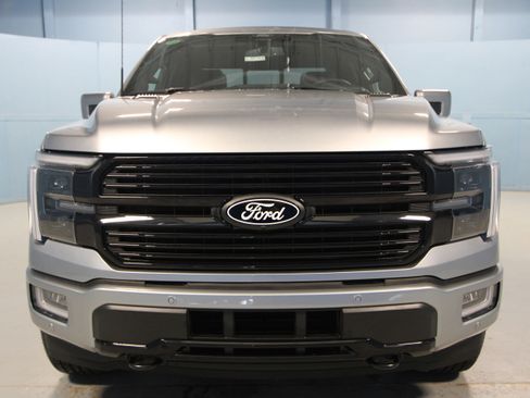 New 2025 Ford F150 Platinum w/ Equipment Group 702A High image 33