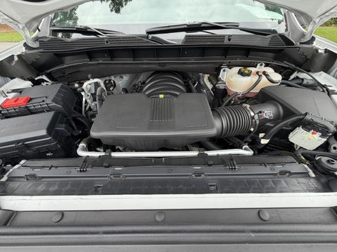 Used 2024 GMC Sierra 1500 AT4 w/ AT4 Premium Package AWD/4WD image 9