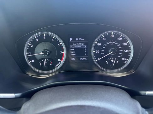 Used 2019 Hyundai Santa Fe SE image 24