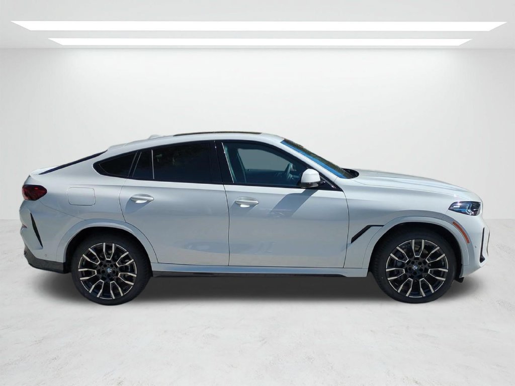 New 2027 BMW X6 xDrive40i w/ Executive Package AWD/4WD image 3