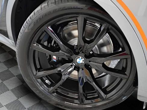 Used 2026 BMW X7 M60i AWD/4WD image 14